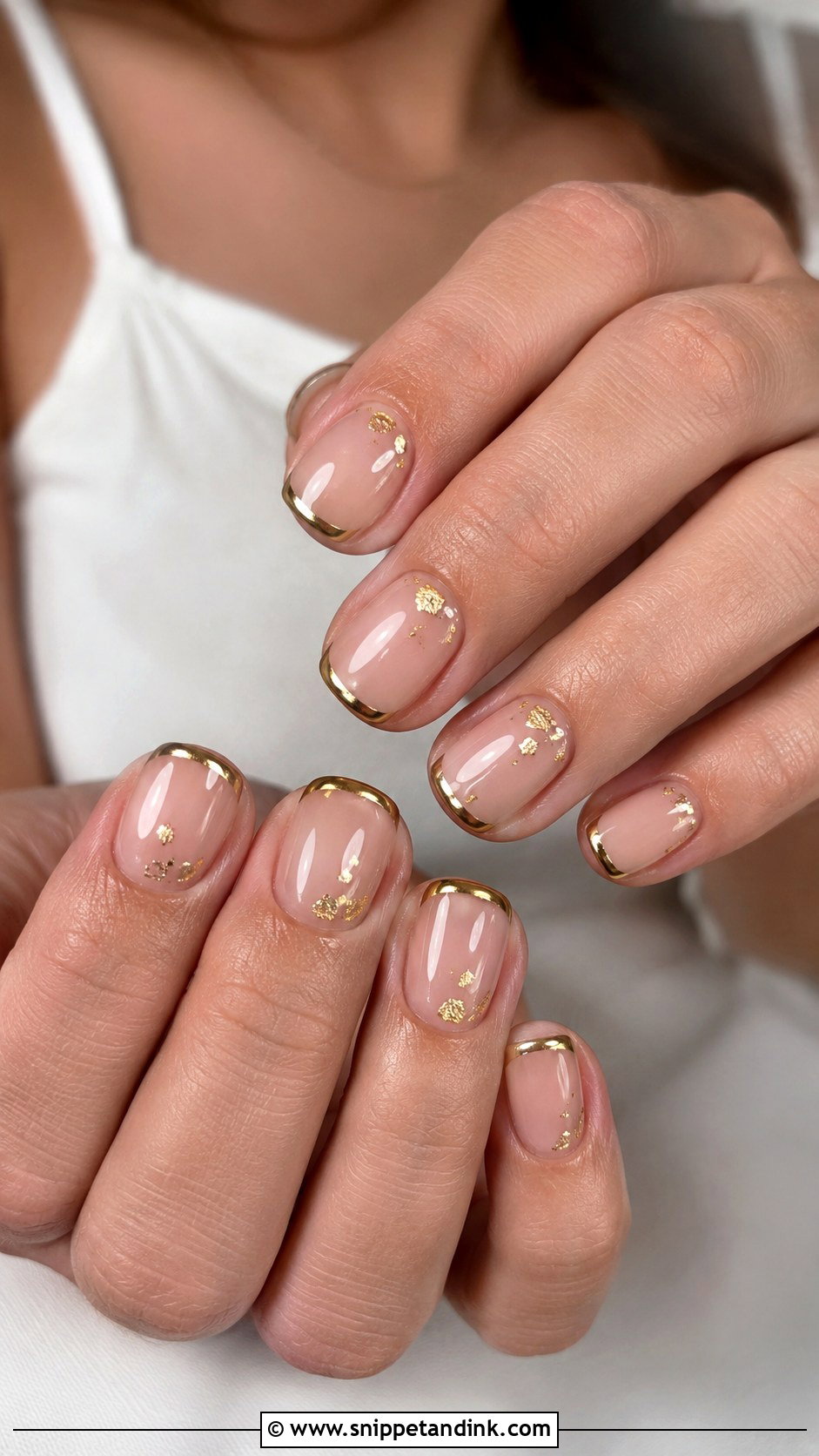 Short Gold Wedding Nails - Snippet and Ink - 20 Short Nails for Wedding