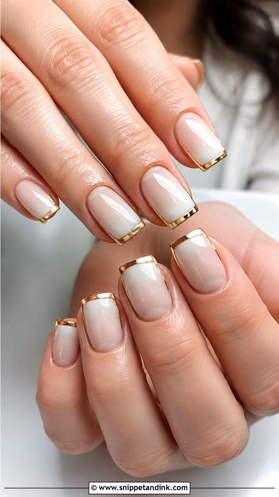 Short Gold Wedding Nails - Snippet and Ink - 20 Wedding Nails with Gold
