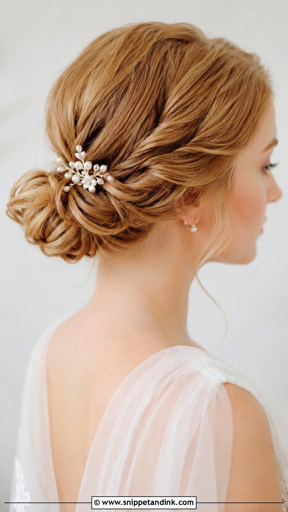 Short Hair Bun Wedding Hair - Snippet and Ink - 15 Simple Bun Wedding Hair Ideas