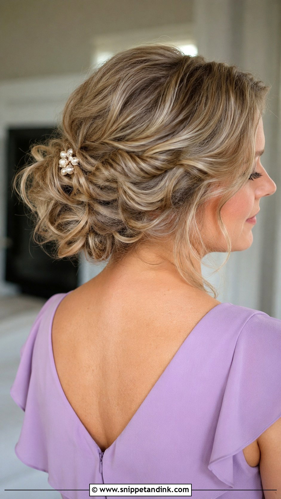 Short Hair Wedding Guest Updo - Snippet and Ink - 15 Up Hairstyles for Wedding Guest