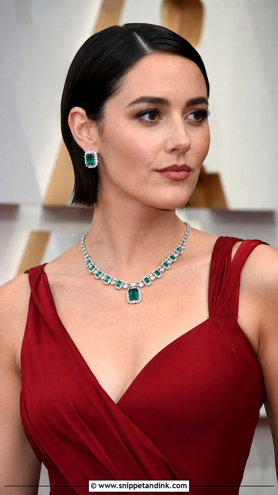 Short Hair with Sleek Tucked Sides - Snippet and Ink - 25 Mother of the Bride Short Hair Ideas