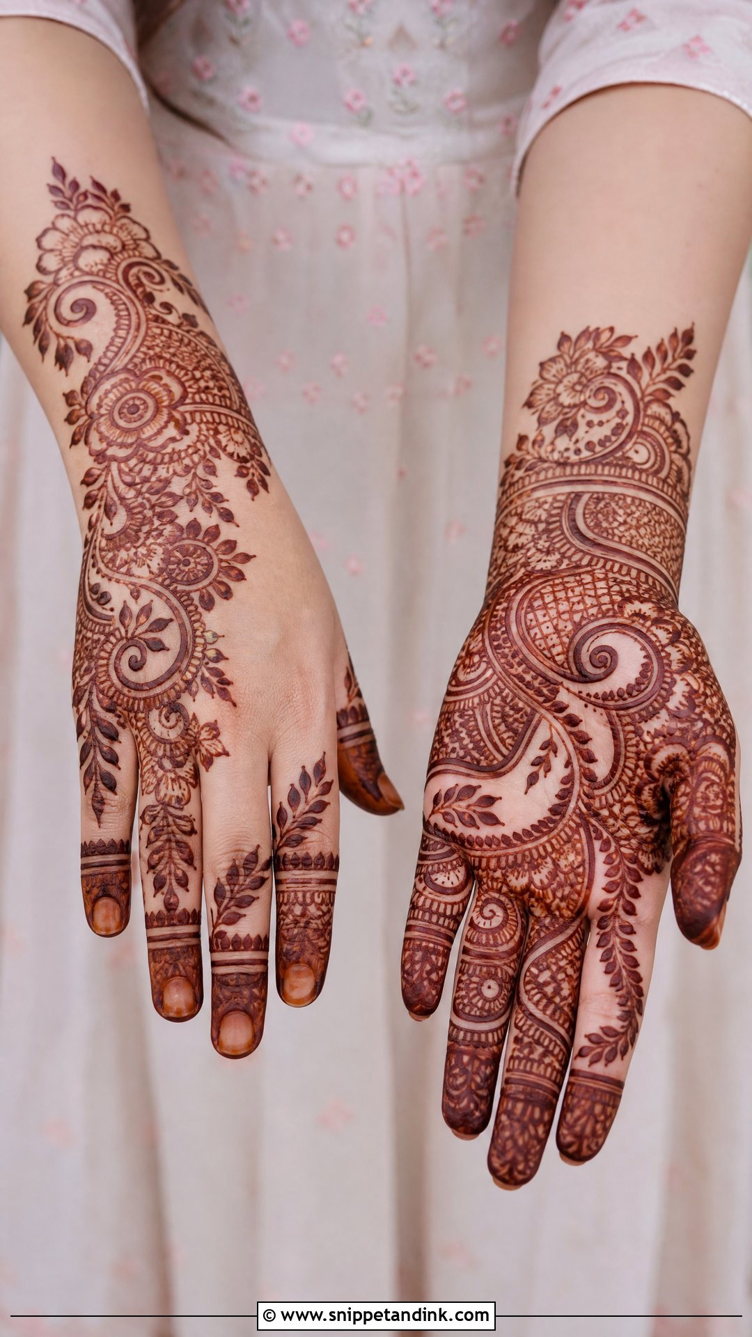 Short Indo Arabic Bridal Mehndi Design - Snippet and Ink - 20 Short Bridal Mehndi Designs