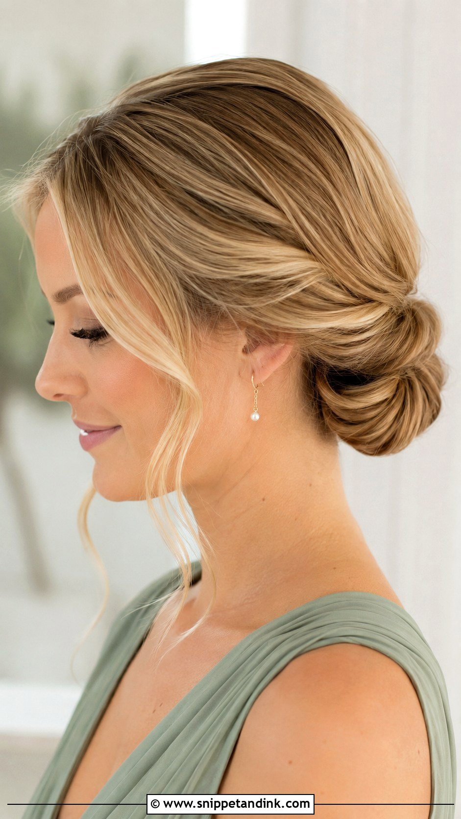 Short Low Bun Bridesmaid Hairstyle - Snippet and Ink - 25 Bridesmaid Hairstyles for Short Hair