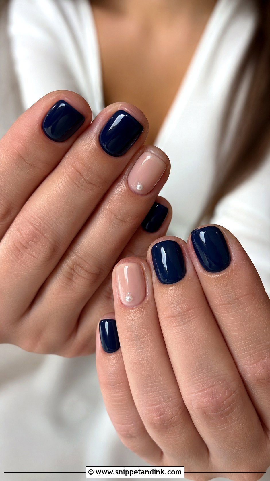 Short Navy Blue Wedding Nails - Snippet and Ink - 20 Navy Blue Wedding Nails