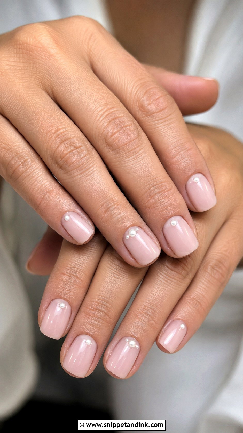 Short Pearl Wedding Nails - Snippet and Ink - 20 Short Nails for Wedding