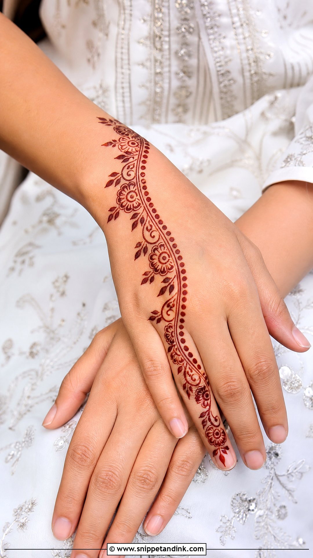 Short Side Hand Mehndi Design - Snippet and Ink - 35 Short Mehndi Design Ideas