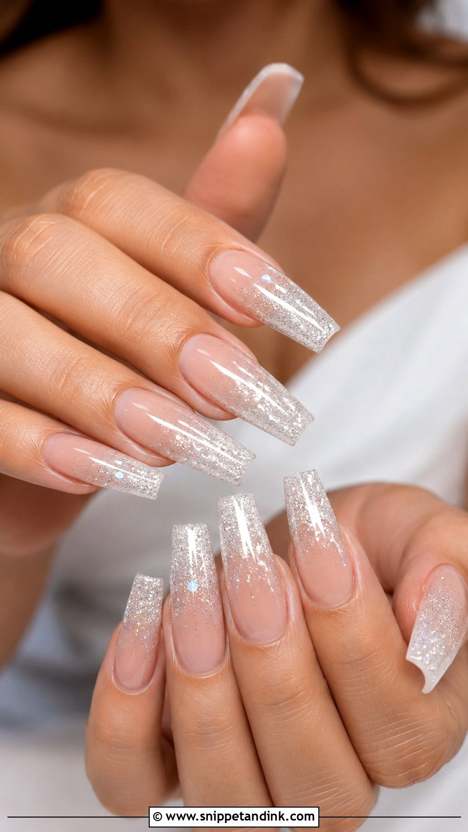 Short Sparkle Bridal Nails - Snippet and Ink - 20 Sparkle Bridal Wedding Nails for Bride