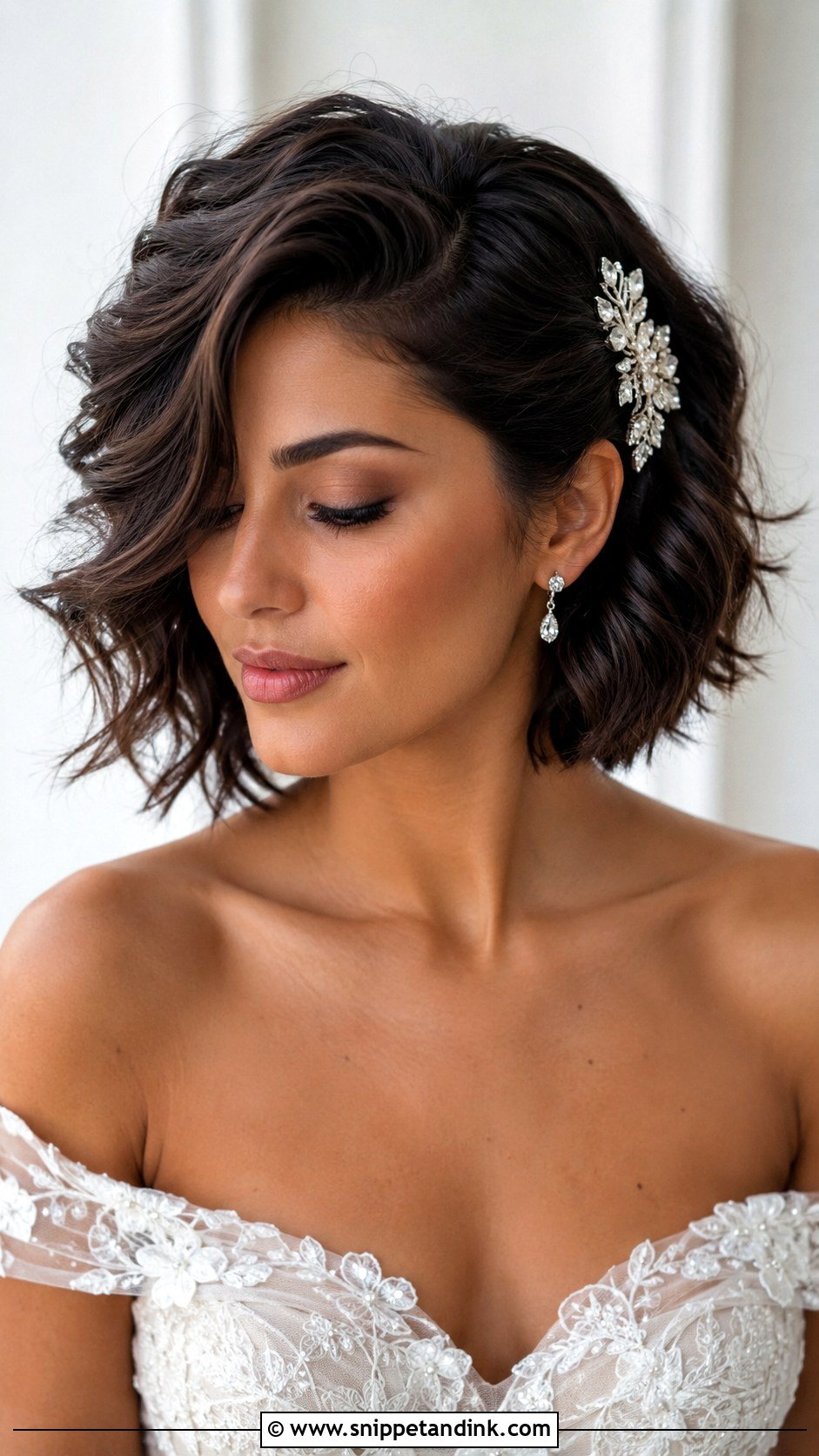 Short Wavy Side Part Wedding Hair - Snippet and Ink - 15 Short Wavy Hairstyles for Wedding