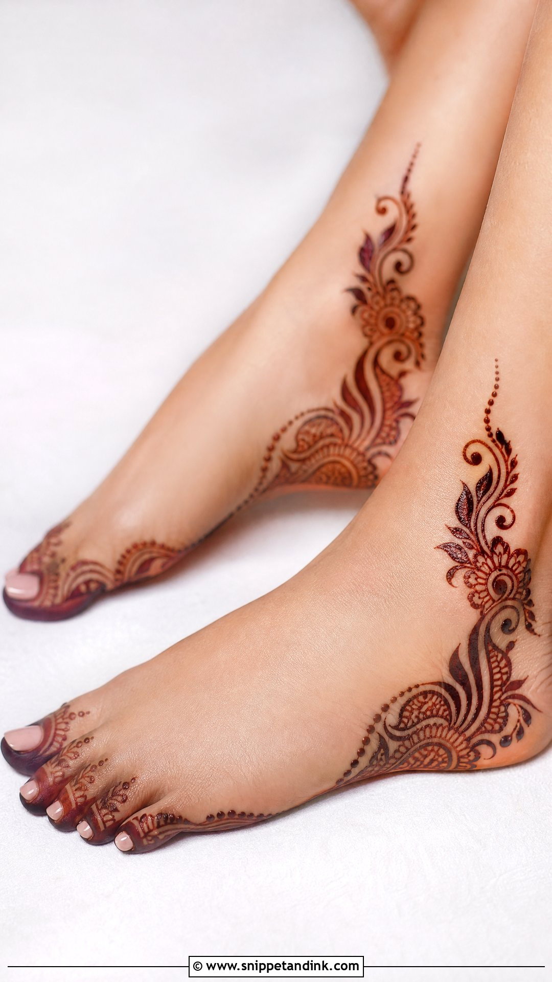 Side Feet Bridal Mehndi Design - Snippet and Ink - 20 Bridal Mehndi Designs for Feet