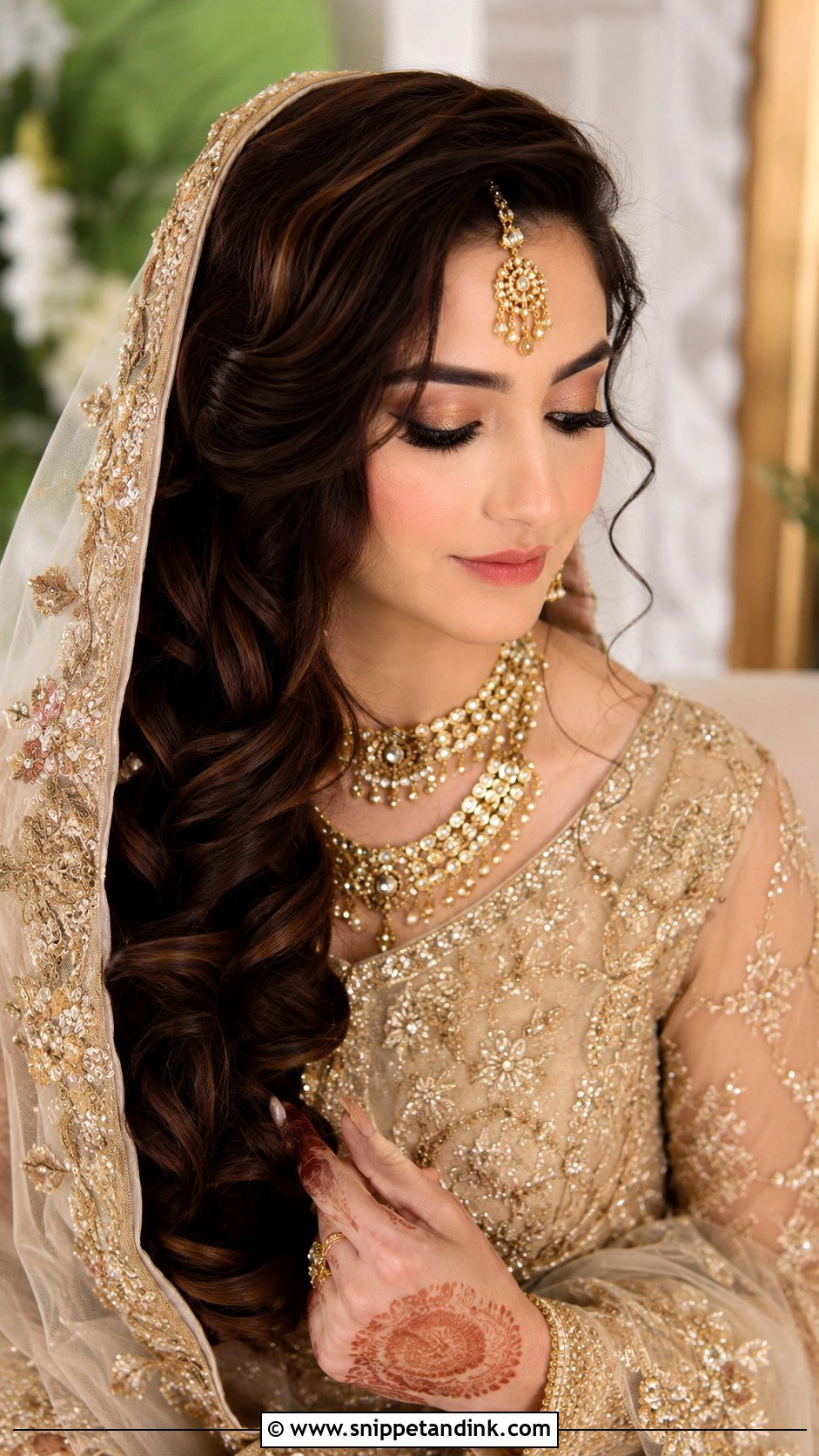 Side Swept Curls Over One Shoulder - Snippet and Ink - 20 Pakistani Bridal Hairstyles with Dupatta
