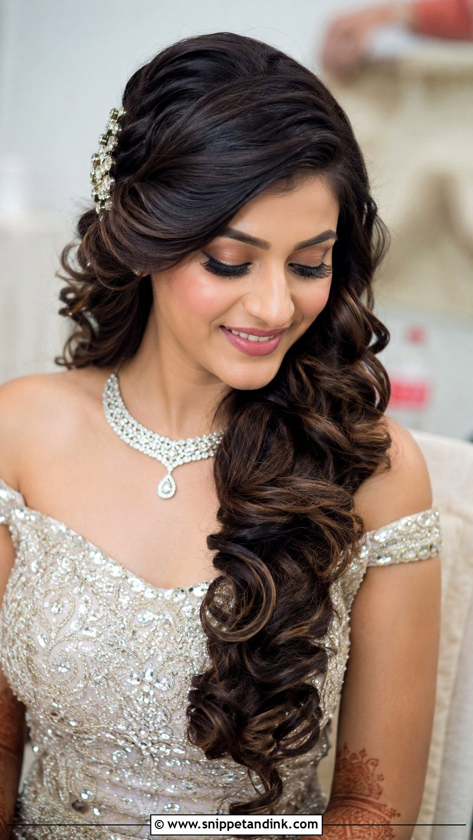 Side Swept Curls for Indian Bride - Snippet and Ink - 20 Hairstyle for Indian Bride Ideas