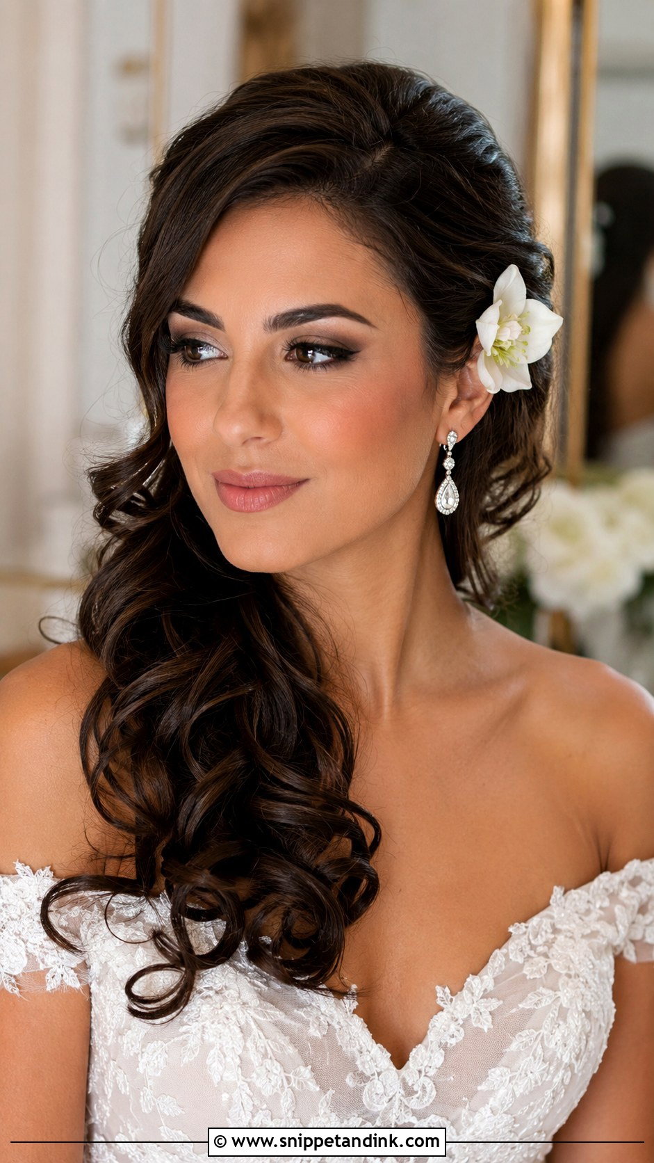 Side Swept Wedding Hair - Snippet and Ink - 20 Hair Inspo for Wedding Ideas
