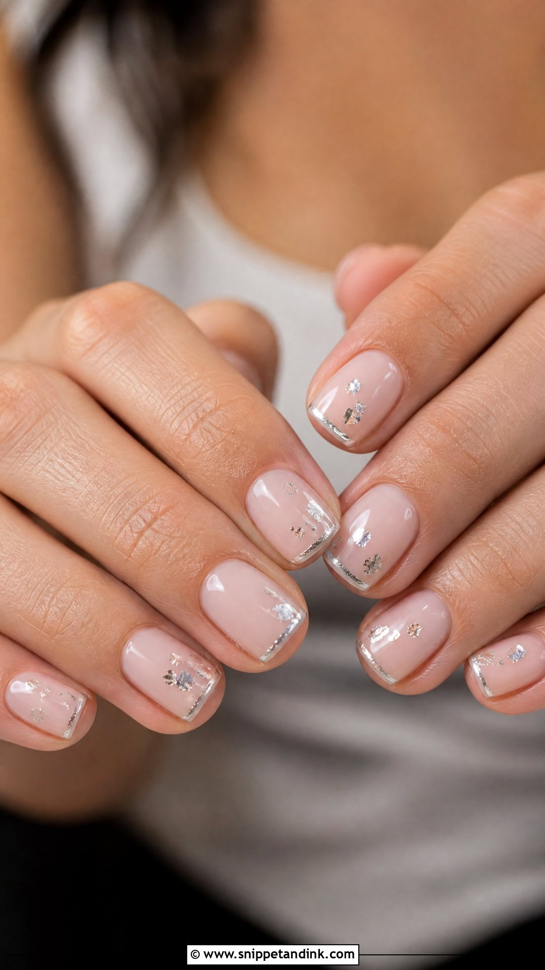 Silver Accent Bridesmaid Nails - Snippet and Ink - 25 Bridesmaids Nail Ideas