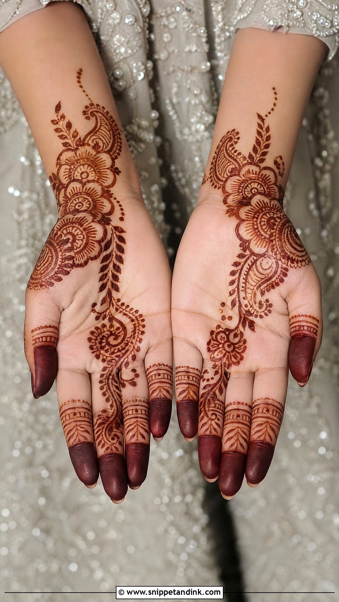 Simple Arabic Bridal Mehndi - Snippet and Ink - 20 Simple Bride Mehndi Designs