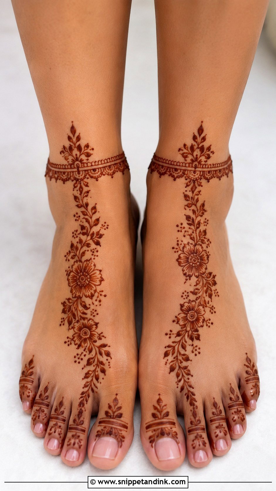 Simple Arabic Leg Mehndi Design - Snippet and Ink - 35 Simple Easy Leg Mehndi Designs