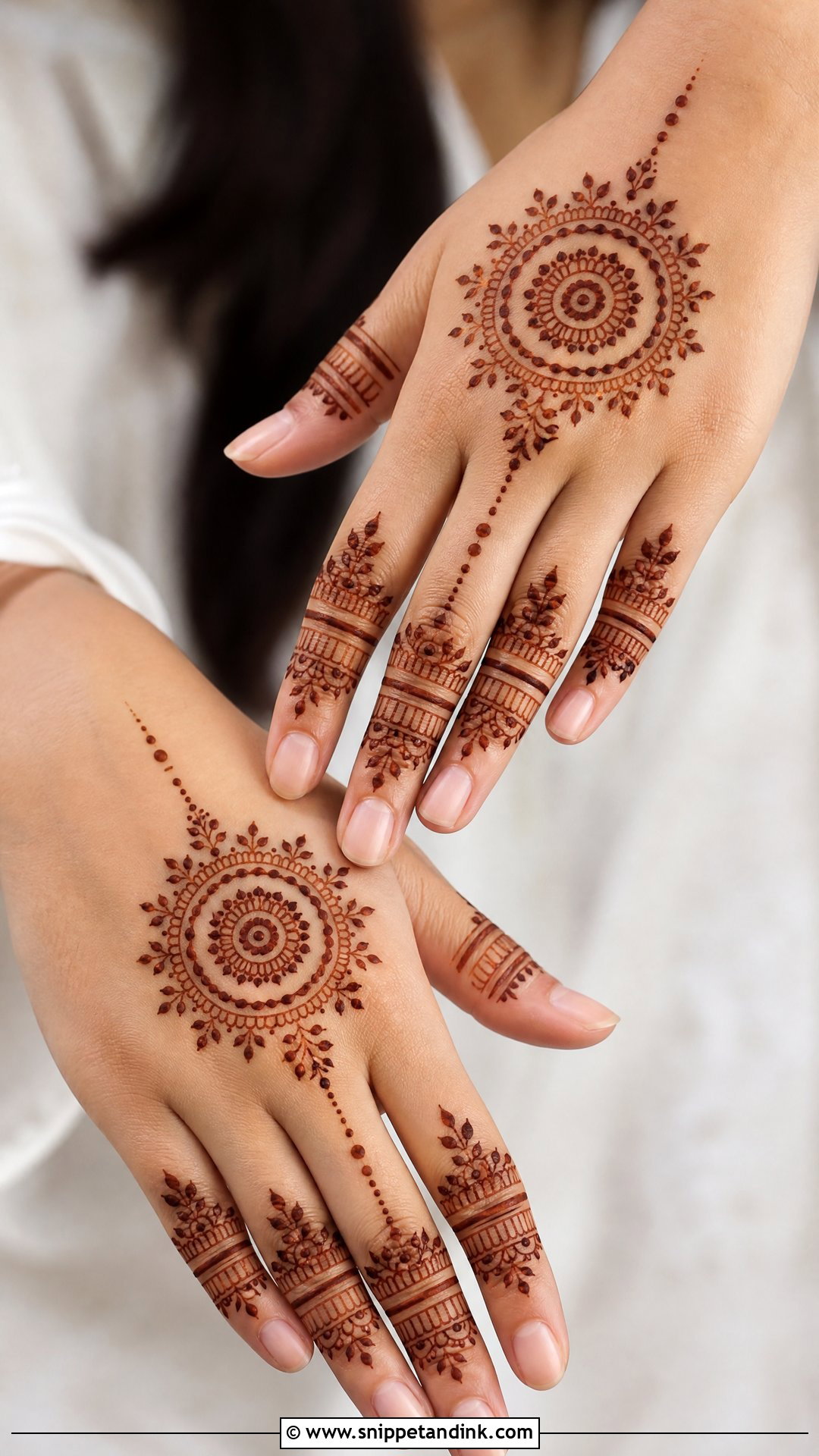 Simple Back Finger Mehndi Design - Snippet and Ink - 30 Simple Beautiful Mehndi Designs