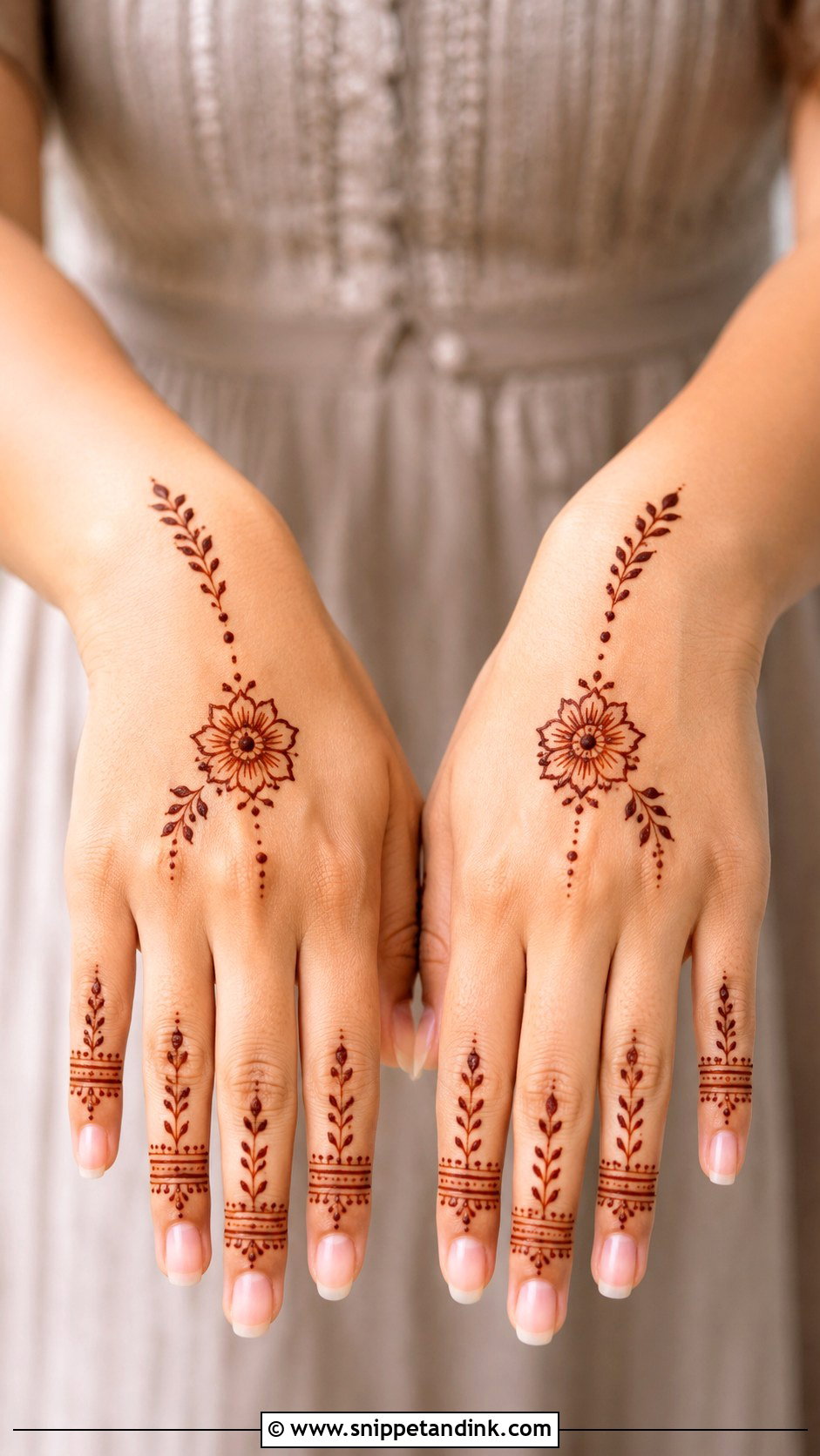 Simple Back Mehndi Design - Snippet and Ink - 35 Back Mehndi Designs