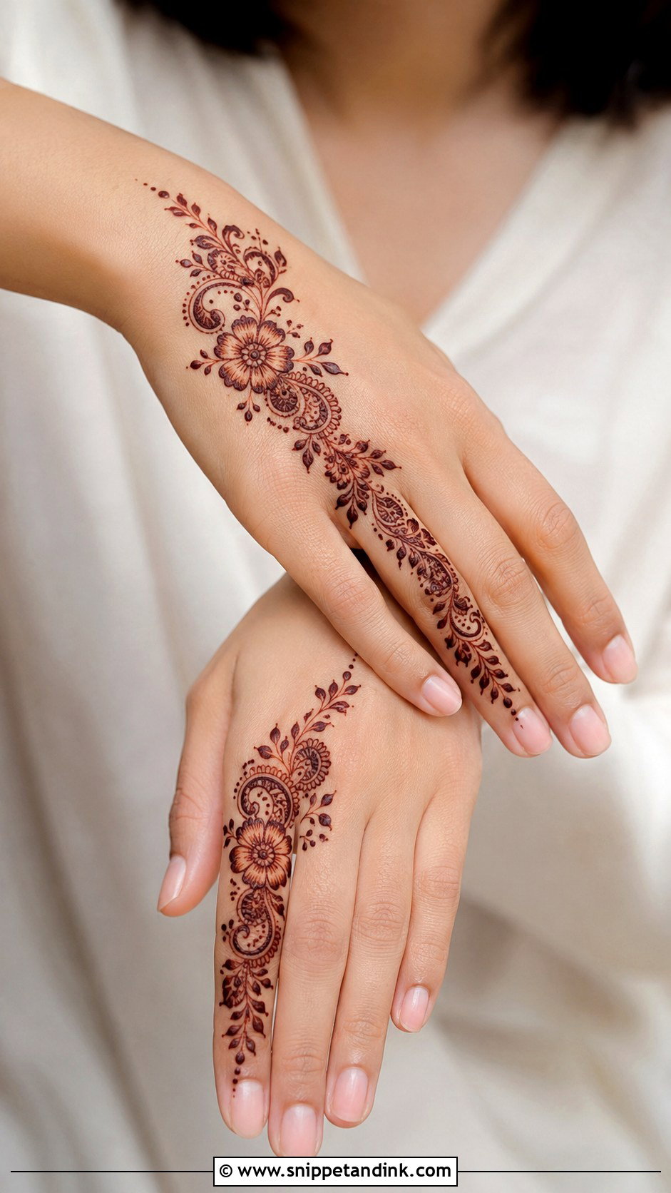 Simple Bel Mehndi Design - Snippet and Ink - 35 Latest Simple Mehndi Designs