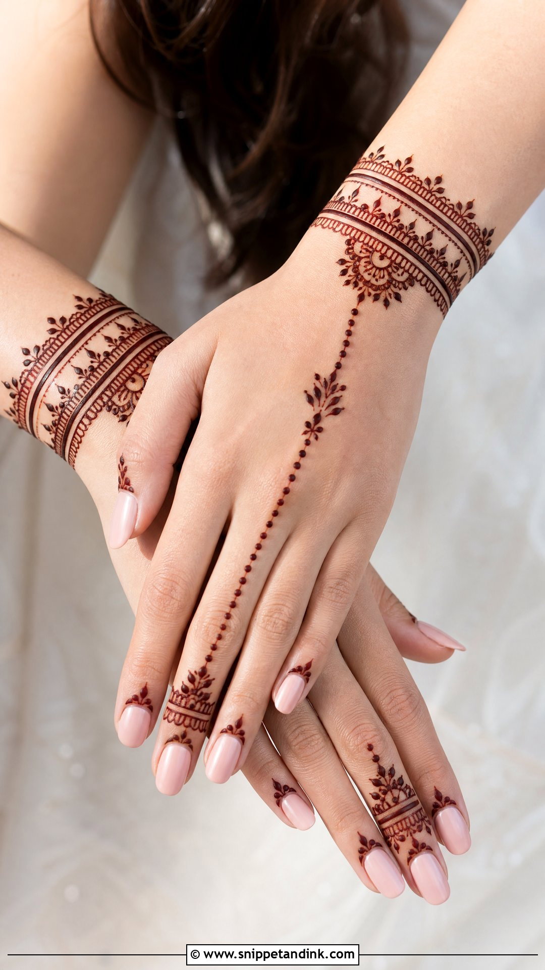 Simple Bracelet Mehndi Design - Snippet and Ink - 20 Simple and Unique Mehndi Design Ideas