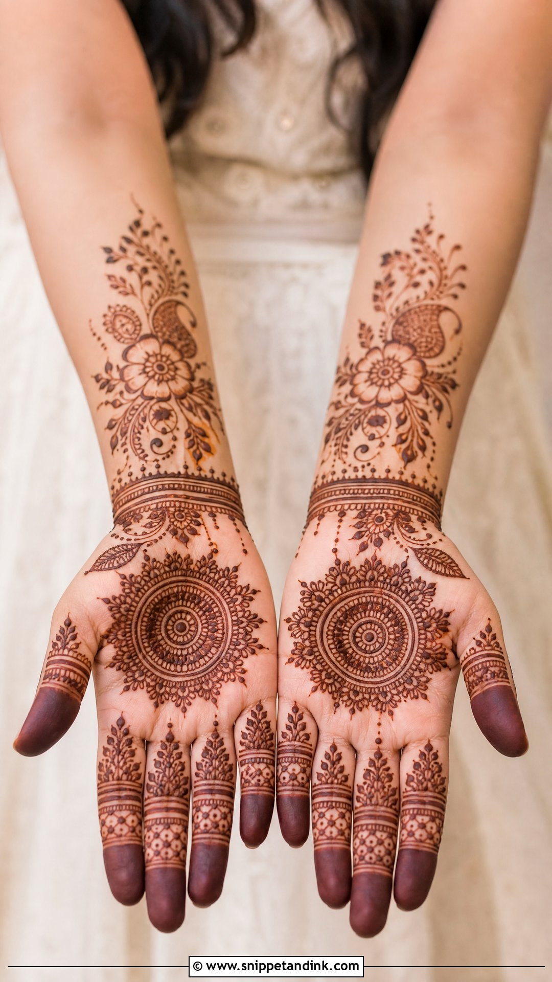 Simple Bridal Dulhan Mehndi Design - Snippet and Ink - 20 Bridal Dulhan Mehndi Designs