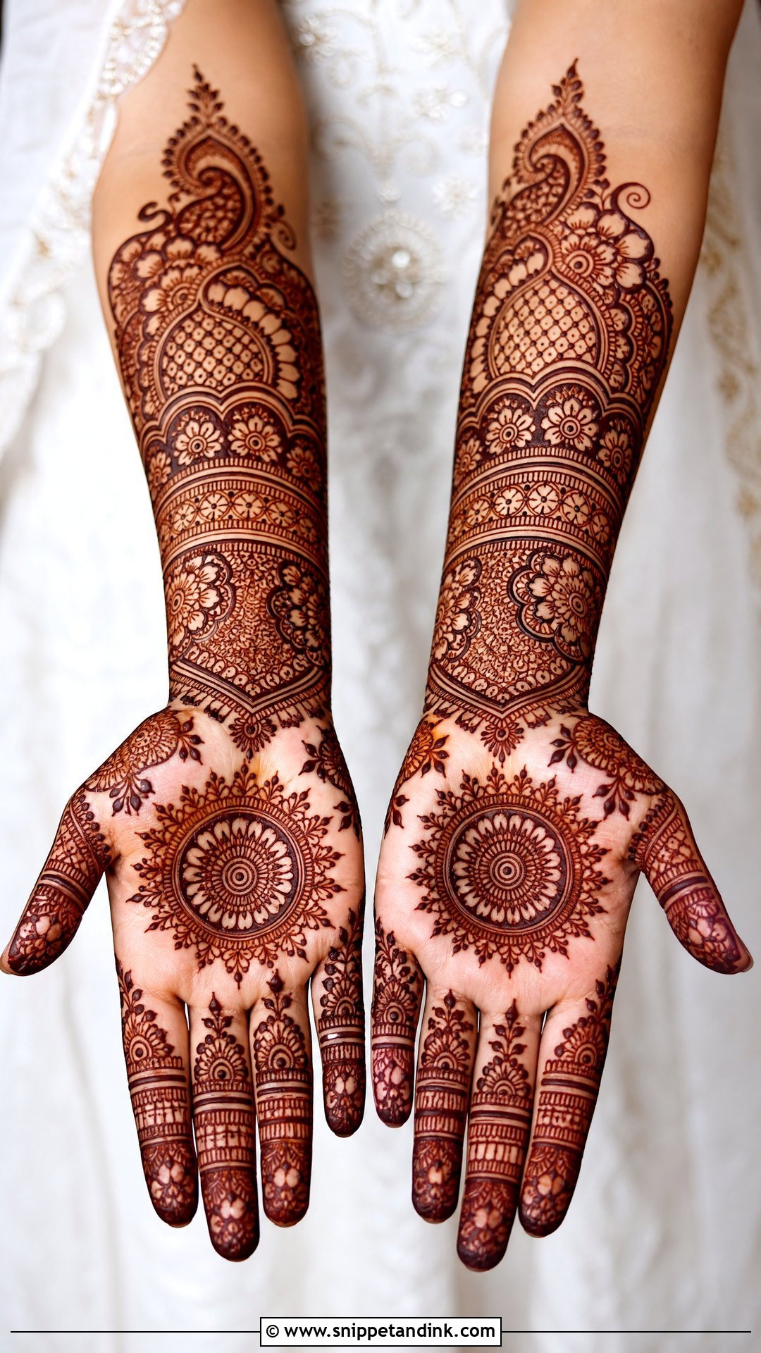 Simple Bridal Full Hand Mehndi - Snippet and Ink - 20 Simple Bridal Hand Mandhi Mehndi Design Ideas