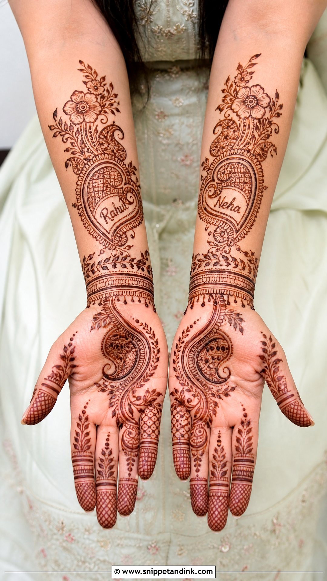 Simple Bridal Mehndi Design With Name - Snippet and Ink - 20 New Simple Bridal Mehndi Designs