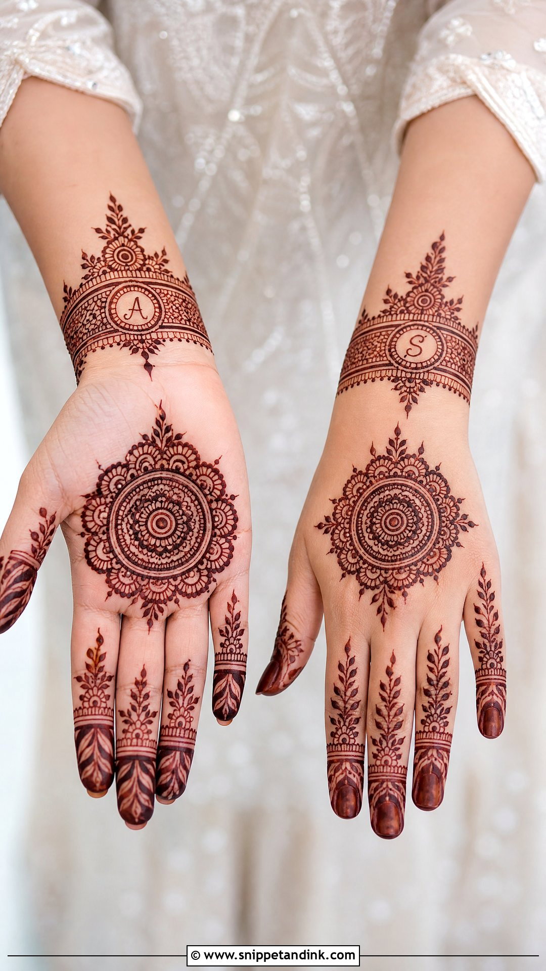 Simple Bridal Mehndi Front And Back - Snippet and Ink - 20 Bridal Mehndi Designs Front and Back