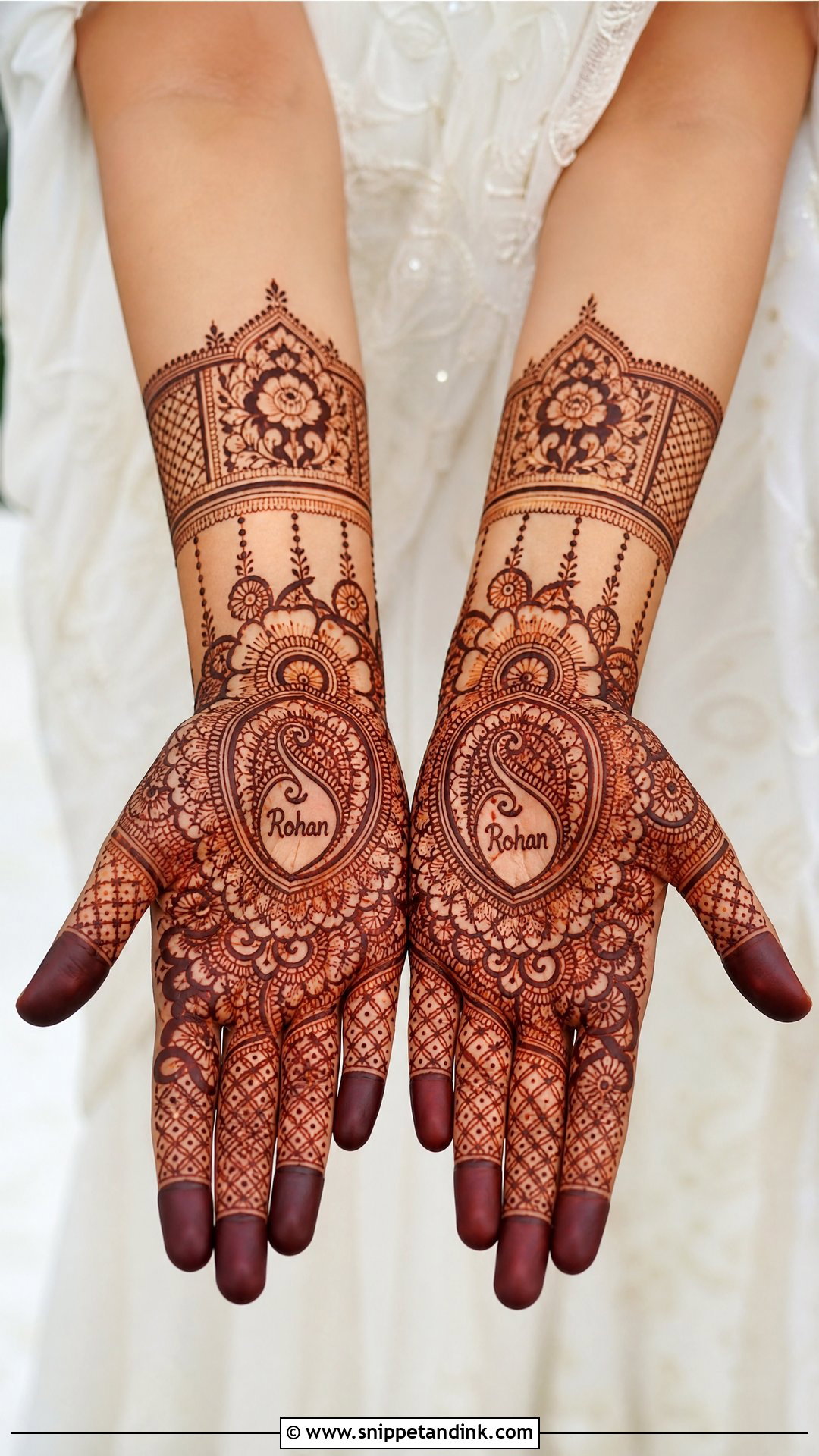 Simple Bridal Mehndi With Name - Snippet and Ink - 25 Simple Mehndi Designs for Bride