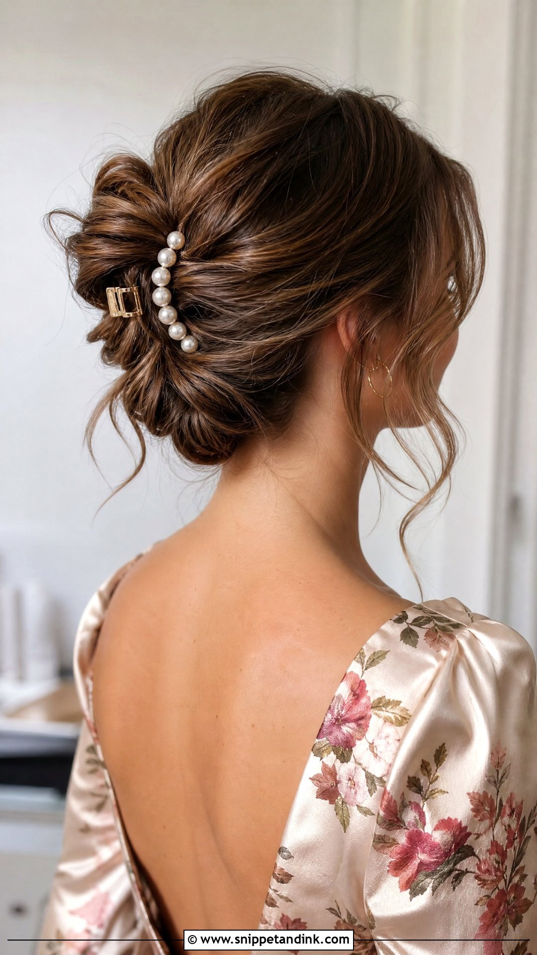 Simple Claw Clip Updo For Marriage - Snippet and Ink - 20 Simple Hairstyle for Marriage Ideas
