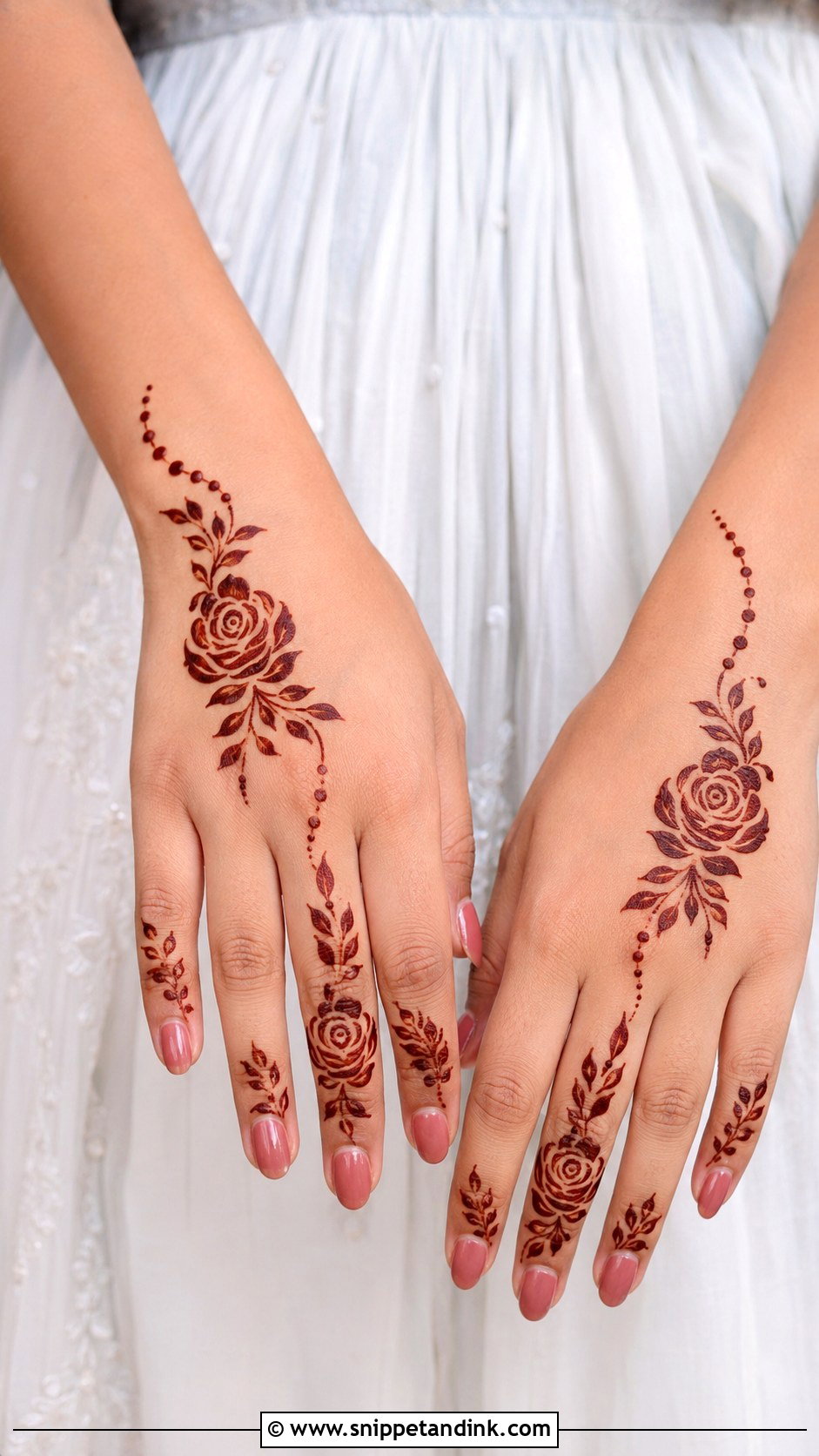 Simple Dubai Rose Mehndi Design - Snippet and Ink - 35 Dubai Rose Mehndi Designs