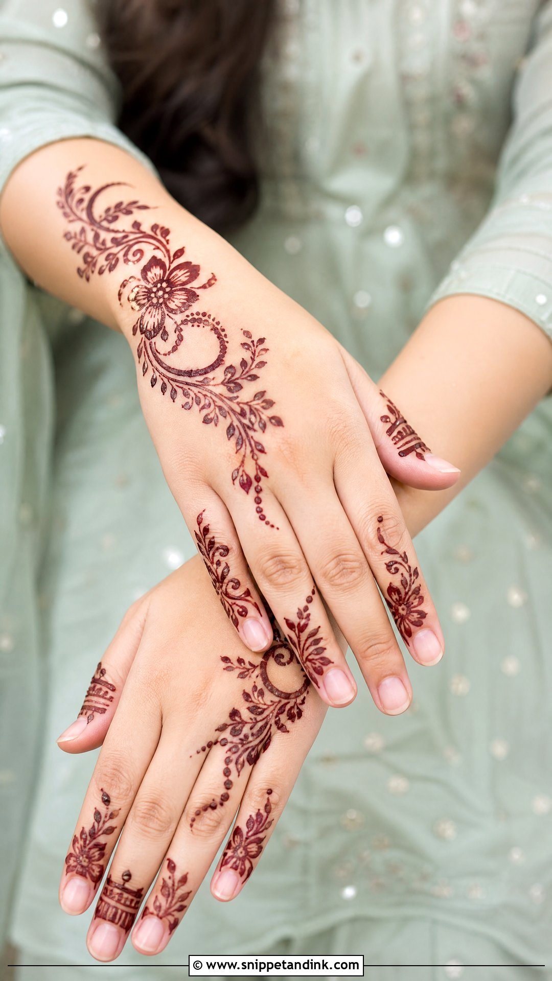 Simple Eid Mehndi Design - Snippet and Ink - 30 Simple Beautiful Mehndi Designs