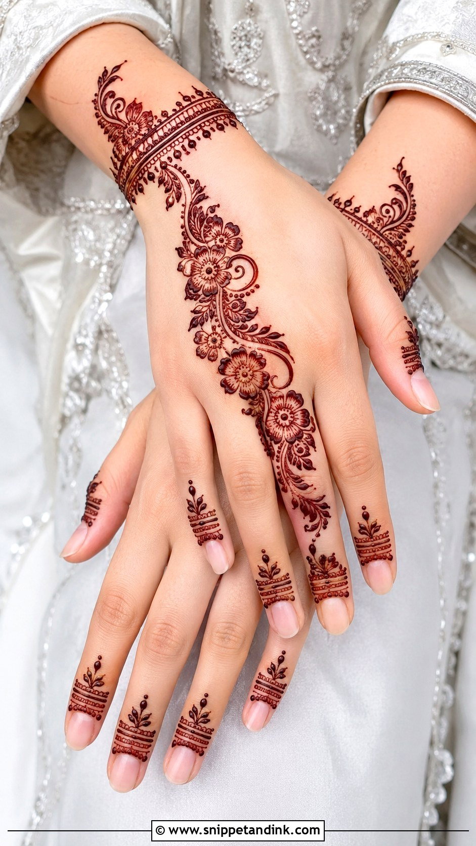 Simple Eid Mehndi Design - Snippet and Ink - 35 Latest Simple Mehndi Designs