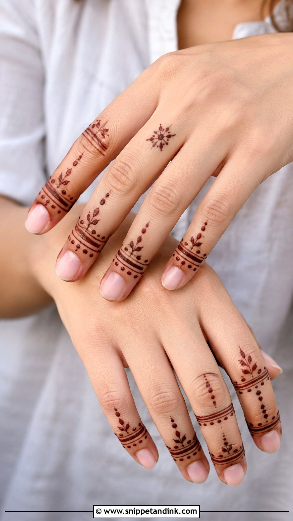 Simple Finger Mehndi Design - Snippet and Ink - 35 Simplest Mehndi Designs