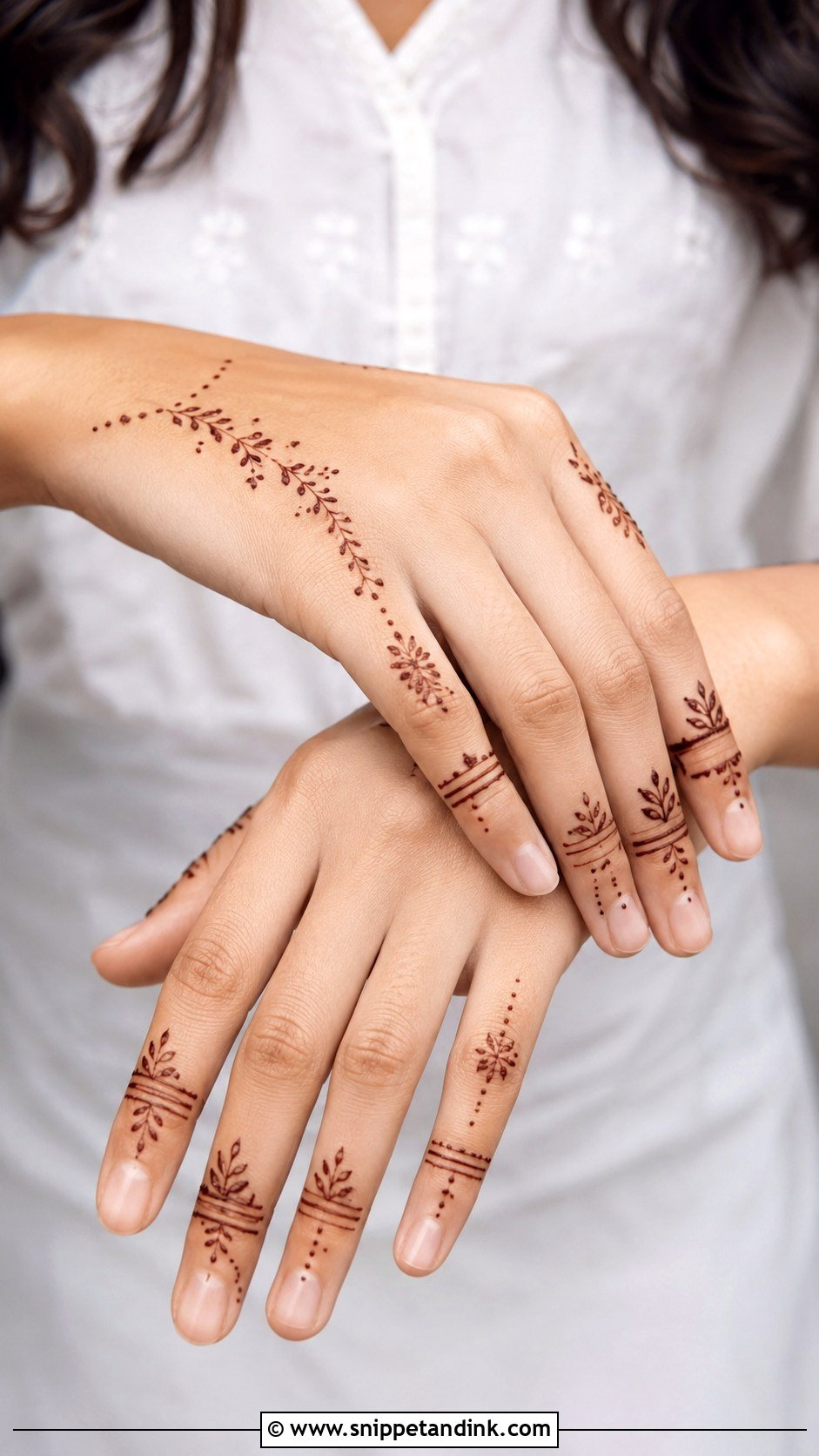 Simple Finger Mehndi Design - Snippet and Ink - 30 Mehndi Designs for Fingers