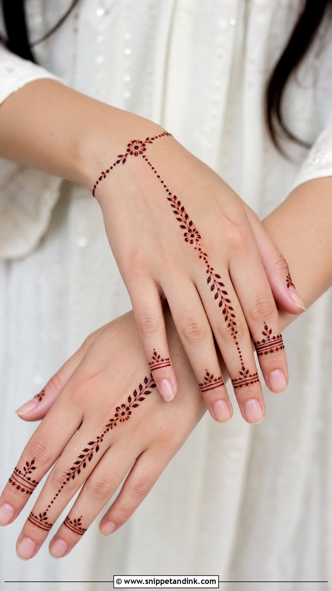 Simple Finger Mehndi Design - Snippet and Ink - 30 Simple Beautiful Mehndi Designs