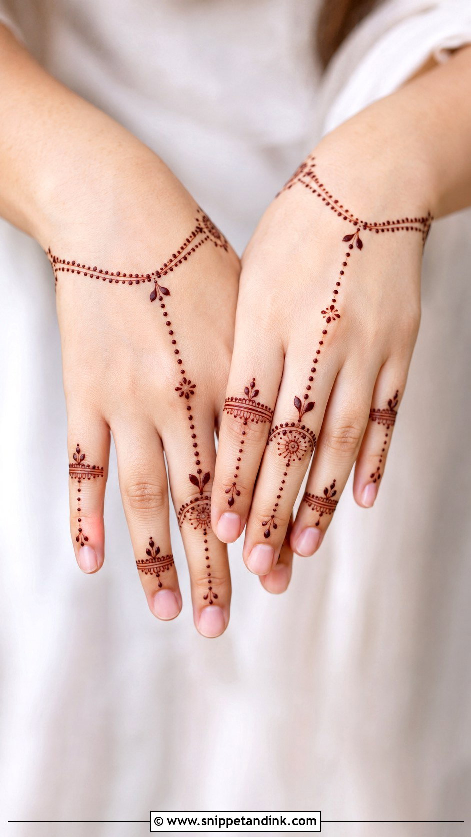 Simple Finger Mehndi Design For Back Hand - Snippet and Ink - 35 Simple Fingers Mehndi Designs