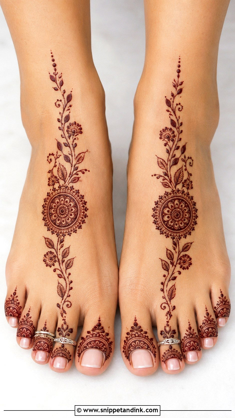 Simple Finger To Leg Mehndi Design - Snippet and Ink - 35 Simple Easy Leg Mehndi Designs