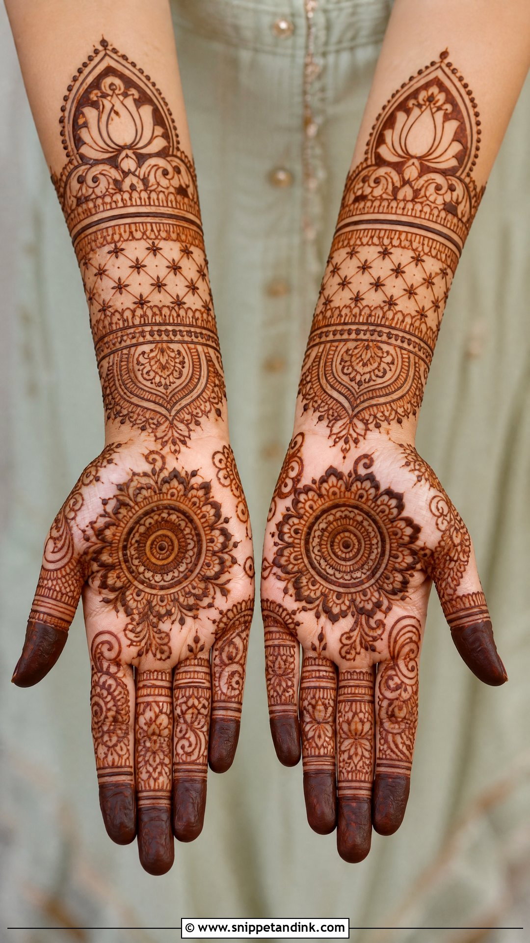 Simple Front Hand Bridal Mehndi Design - Snippet and Ink - 35 Simple Easy Front Hand Mehndi Designs