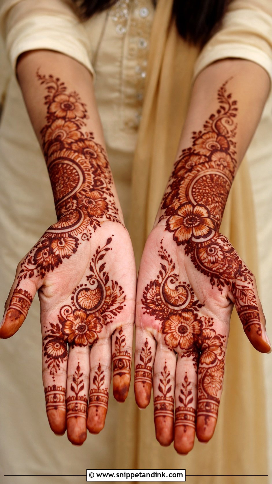 Simple Front Palm Mehndi Design With Shading - Snippet and Ink - 35 Simple Front Palm Mehndi Designs