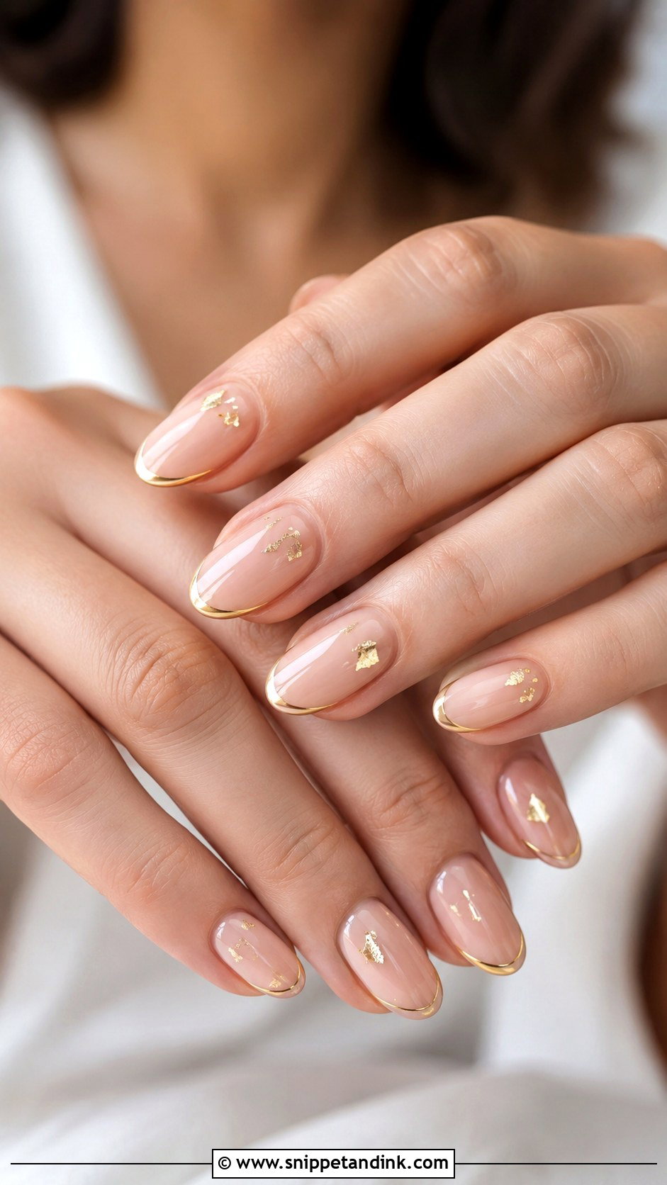 Simple Gold Wedding Nails - Snippet and Ink - 30 Simple Wedding Nails
