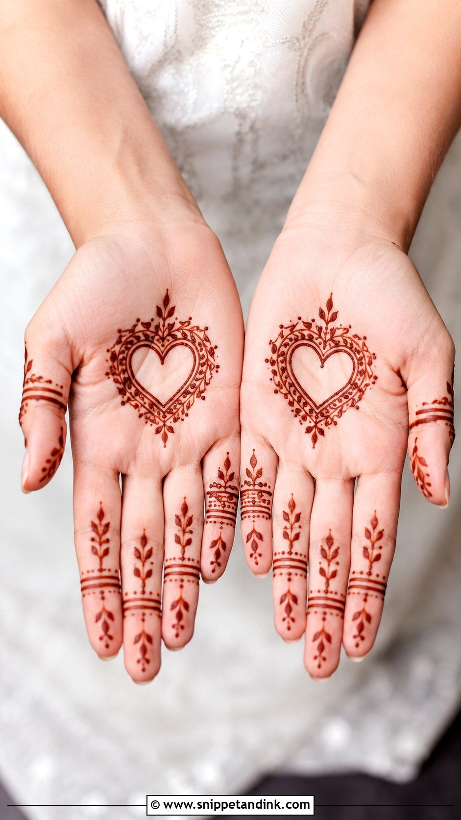 Simple Heart Mehndi Design - Snippet and Ink - 30 Heart Mehndi Designs