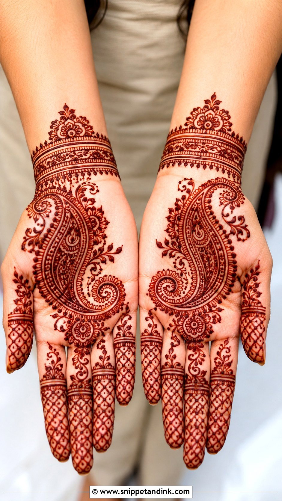 Simple Indian Mehndi Design - Snippet and Ink - 35 New Simple Mehndi Designs