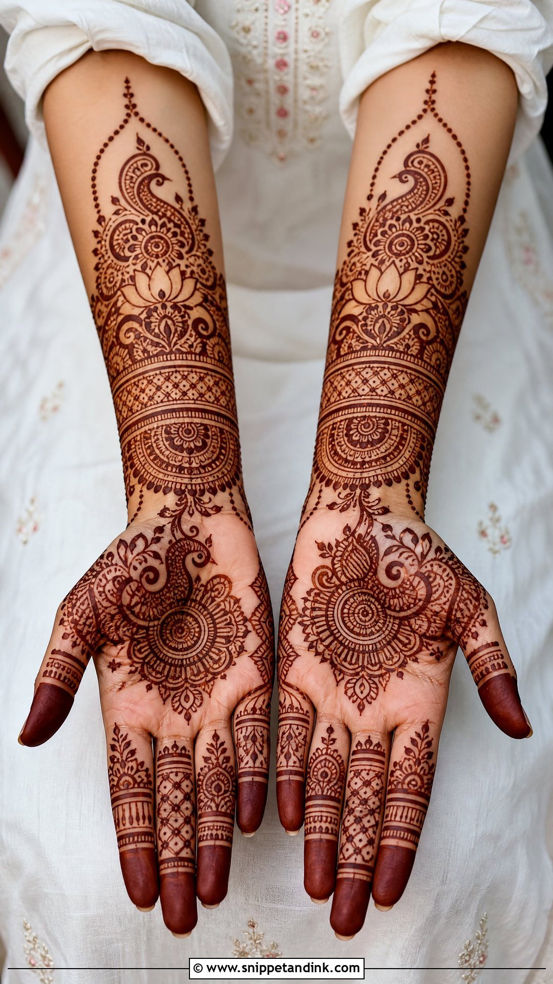 Simple Indian Wedding Mehndi Design - Snippet and Ink - 25 Simple Wedding Mehndi Designs
