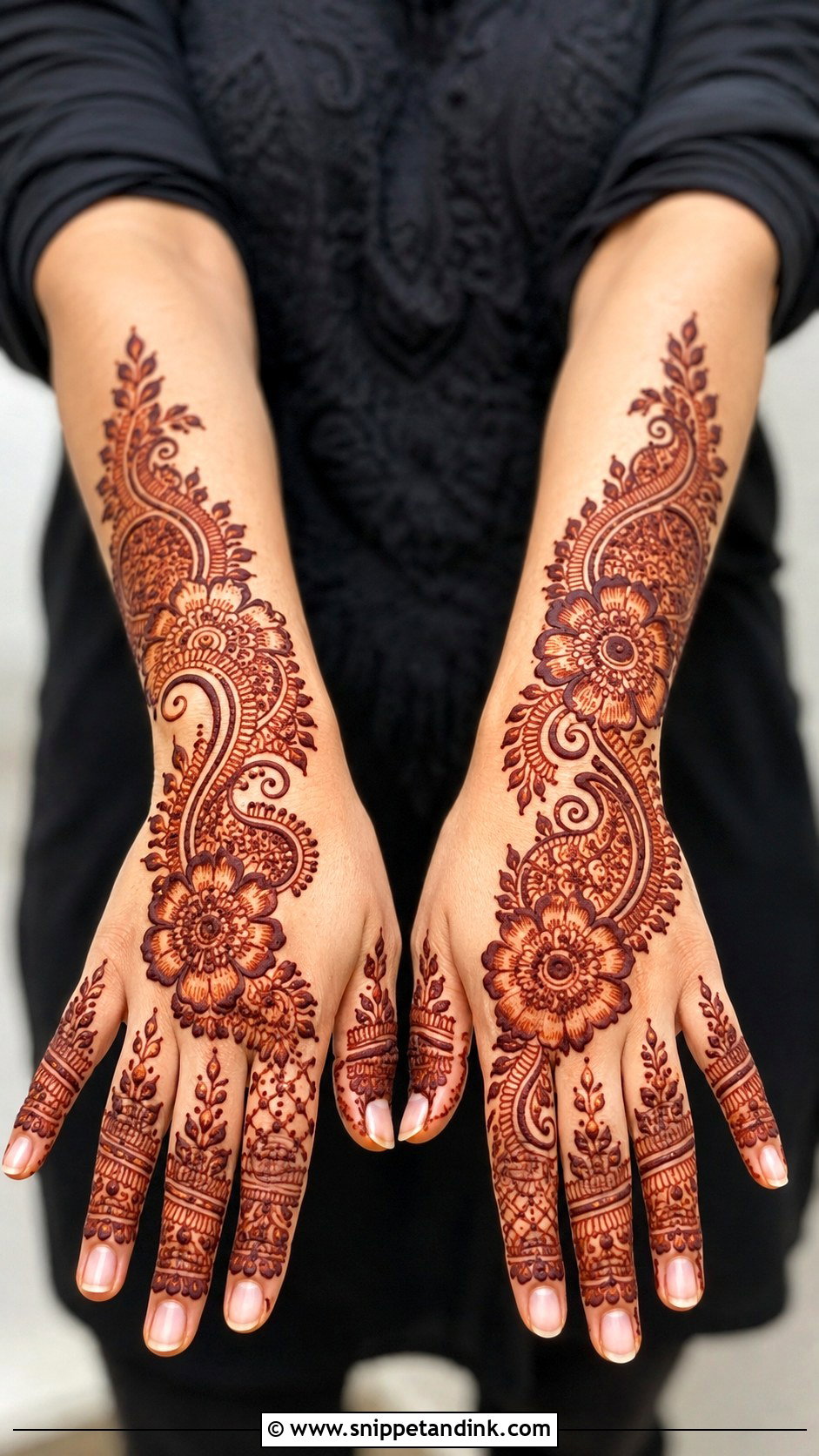 Simple Indo Arabic Backhand Mehndi Design - Snippet and Ink - 35 Simple Backhand Mehndi Designs