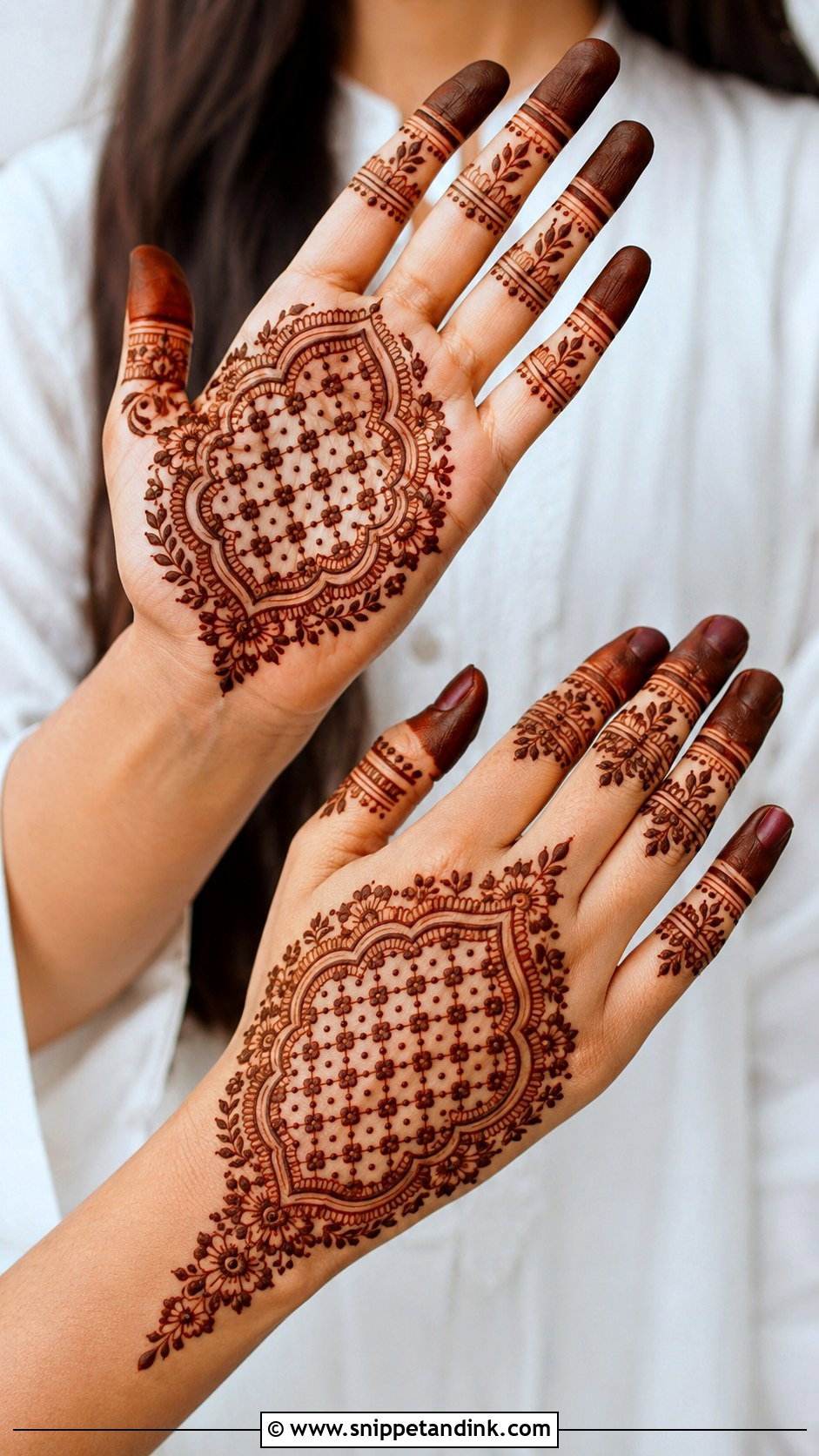 Simple Jaali Mehndi Design - Snippet and Ink - 35 New Simple Mehndi Designs