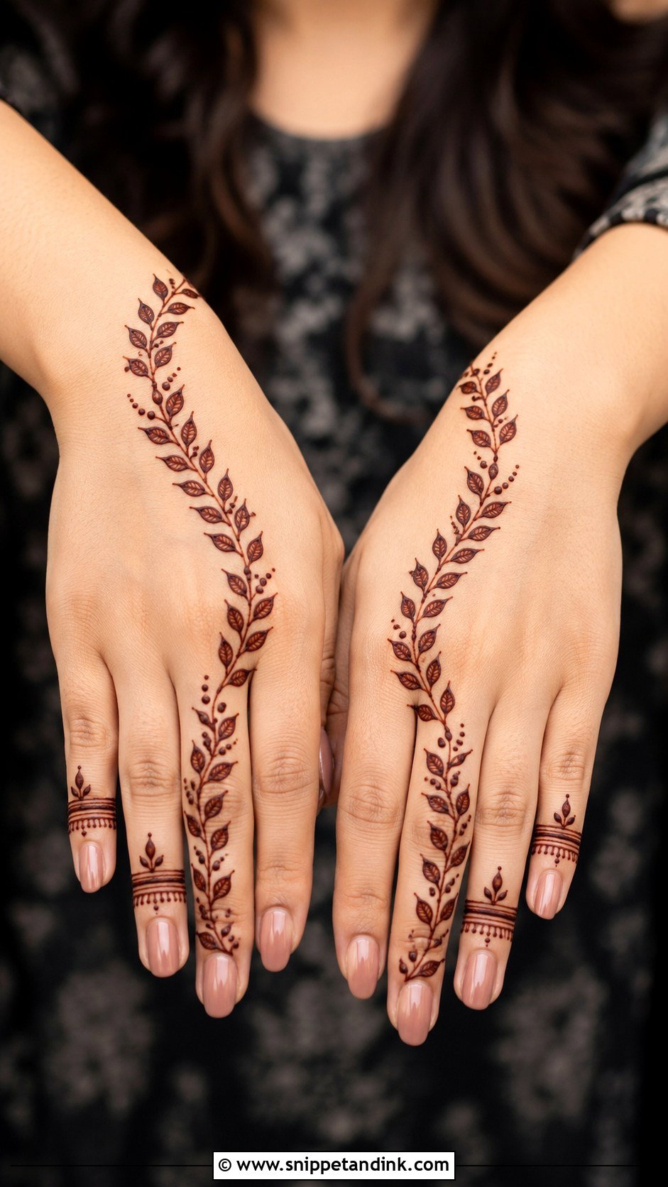 Simple Leaf Mehndi Design - Snippet and Ink - 35 Simple Mehndi Design Ideas
