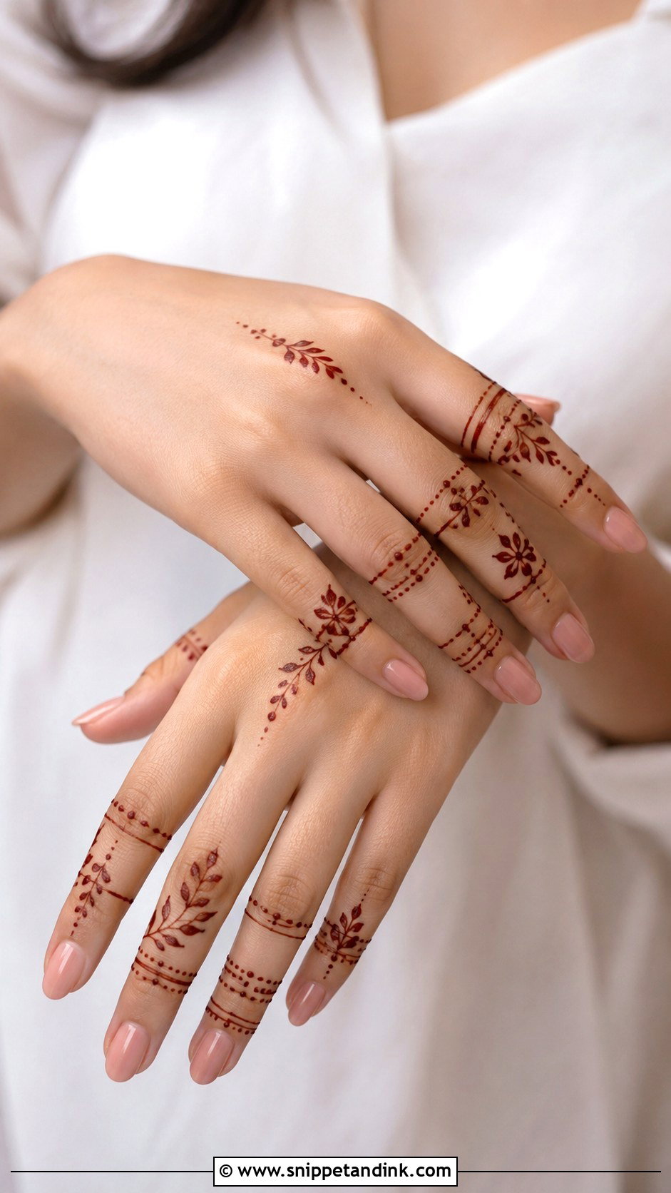 Simple Modern Back Hand Mehndi Design - Snippet and Ink - 35 Simple Modern Mehndi Designs