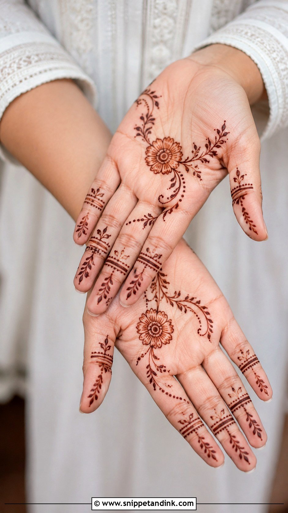 Simple Modern Beginner Mehndi Design - Snippet and Ink - 35 Simple Modern Mehndi Designs