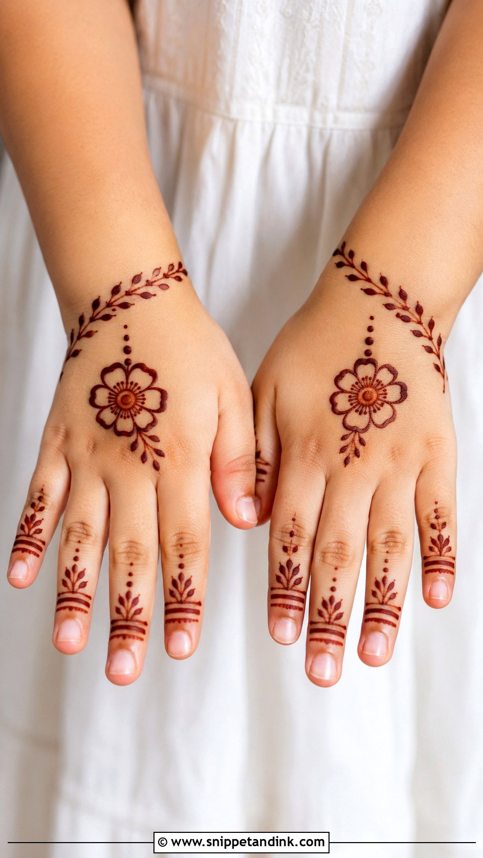 Simple Modern Kids Mehndi Design - Snippet and Ink - 35 Simple Modern Mehndi Designs
