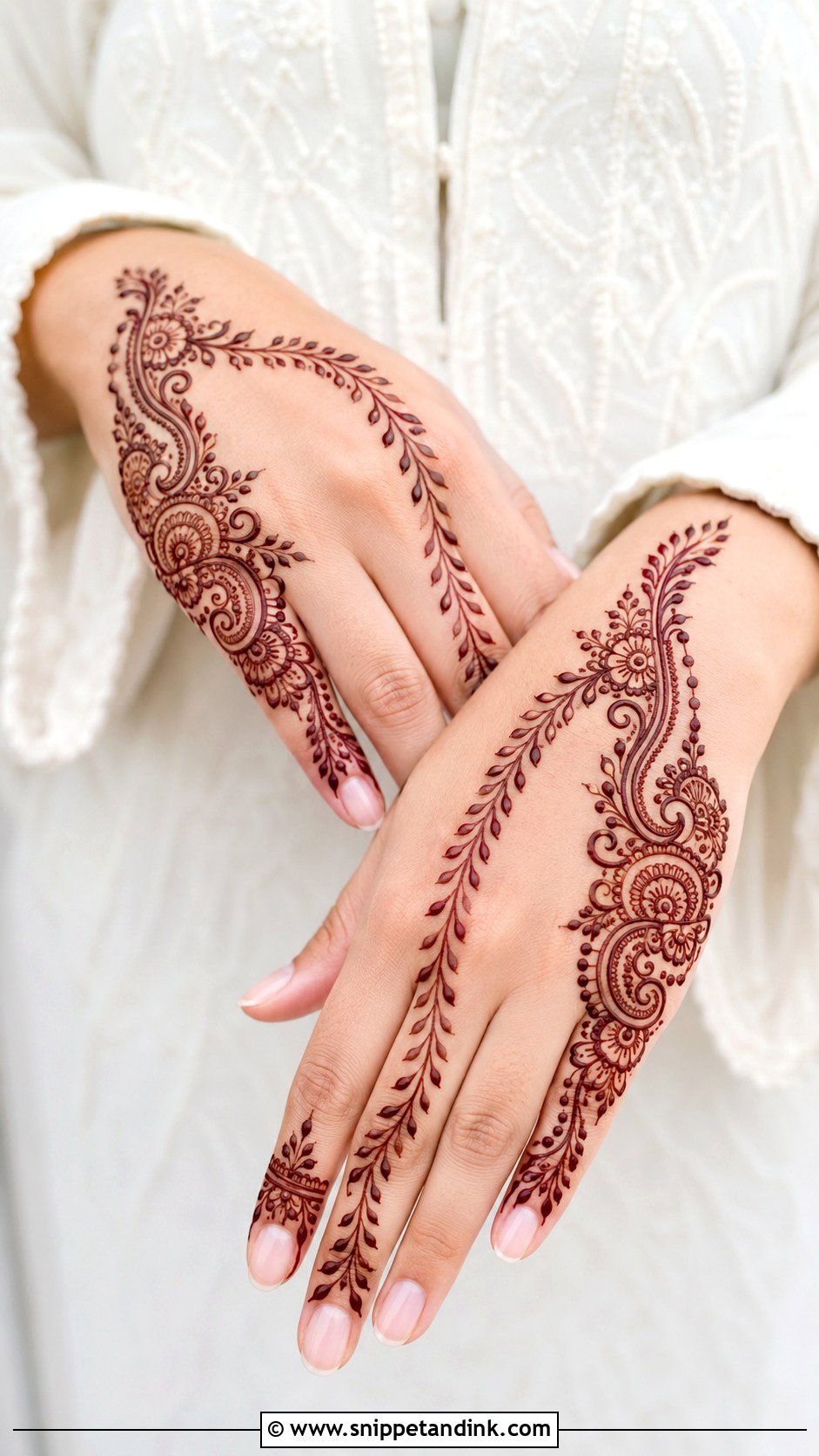Simple Modern Side Hand Mehndi Design - Snippet and Ink - 35 Simple Modern Mehndi Designs